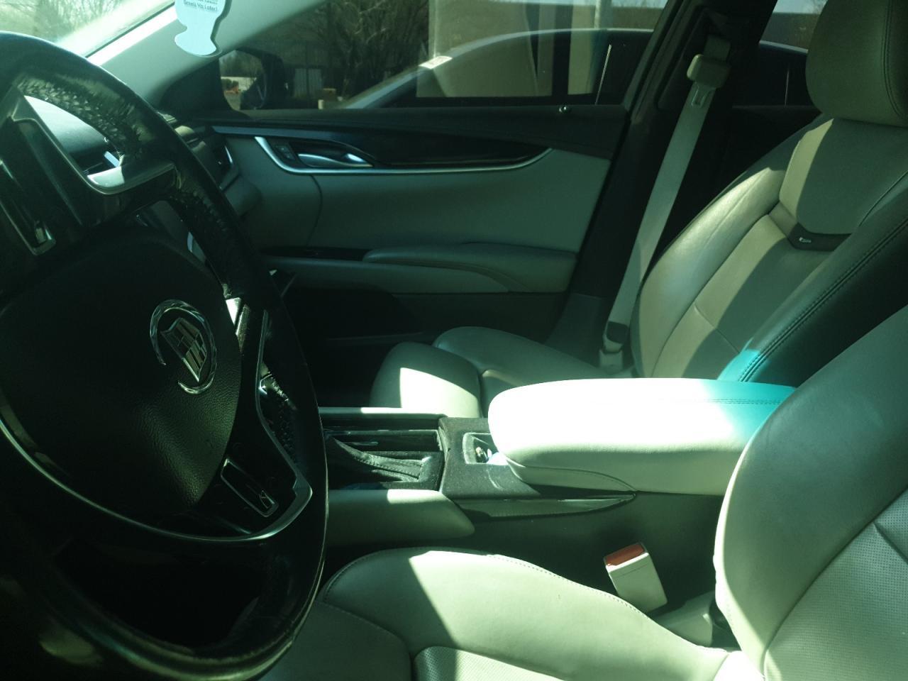 2013 CADILLAC XTS