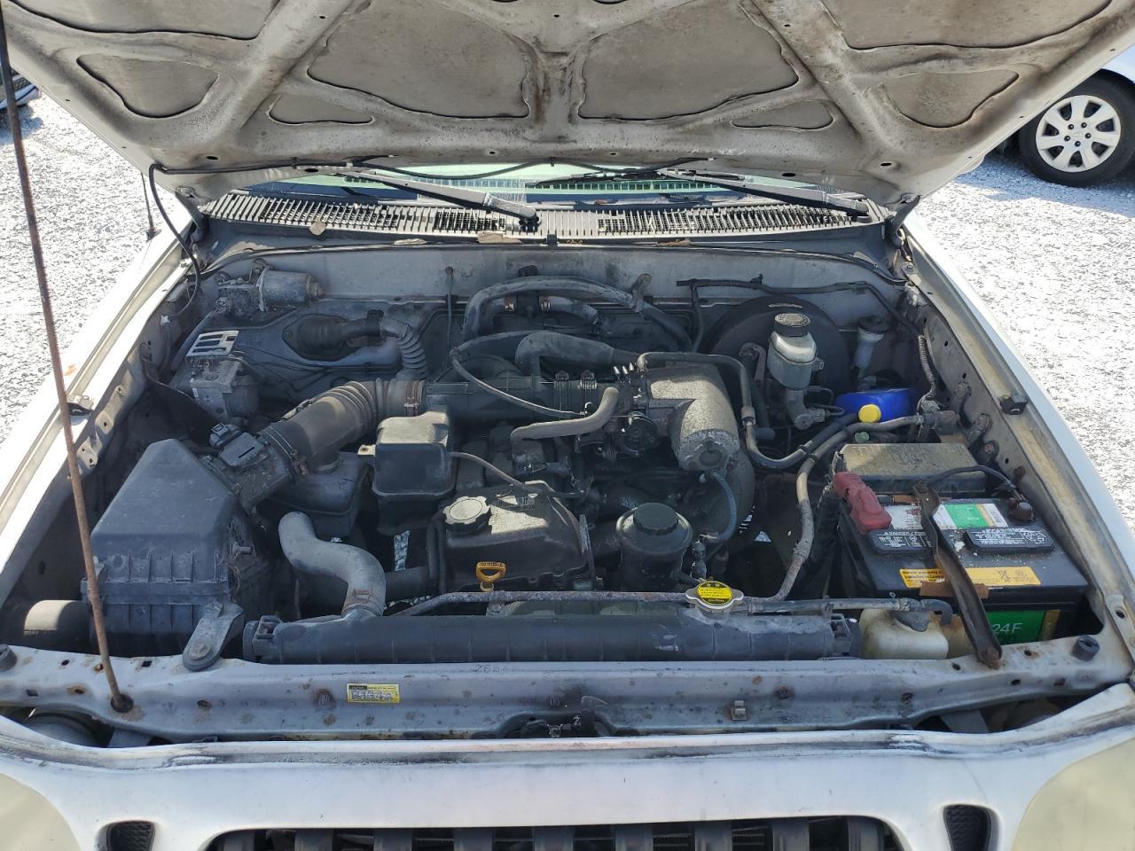 2004 TOYOTA TACOMA