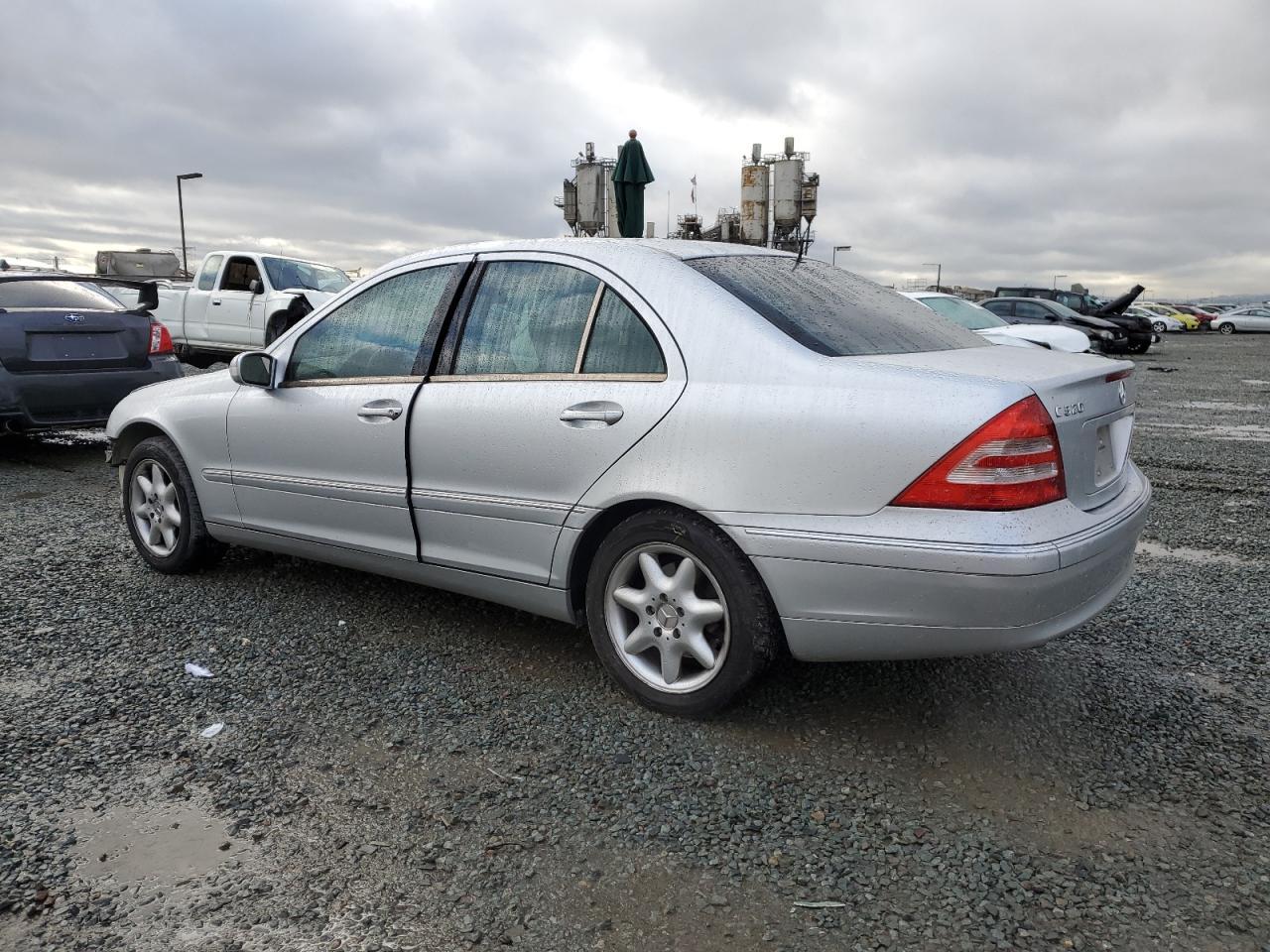 2002 MERCEDES-BENZ C-CLASS