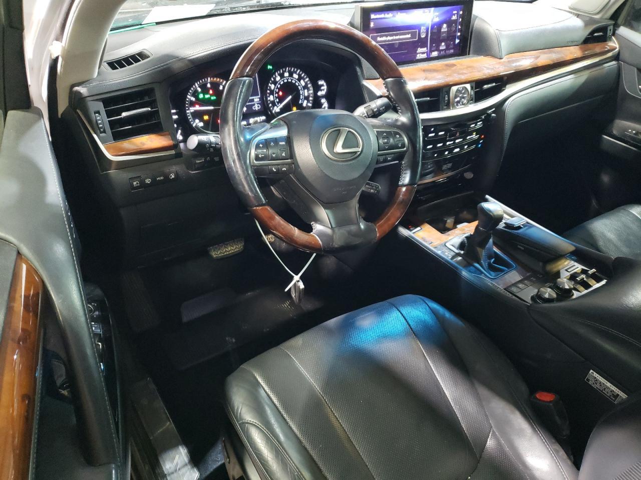 2018 LEXUS LX 570