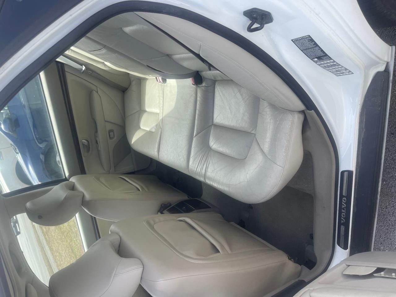2004 VOLVO S80