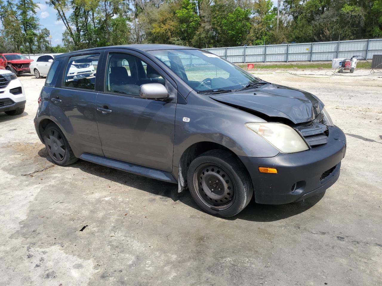 2005 TOYOTA SCION