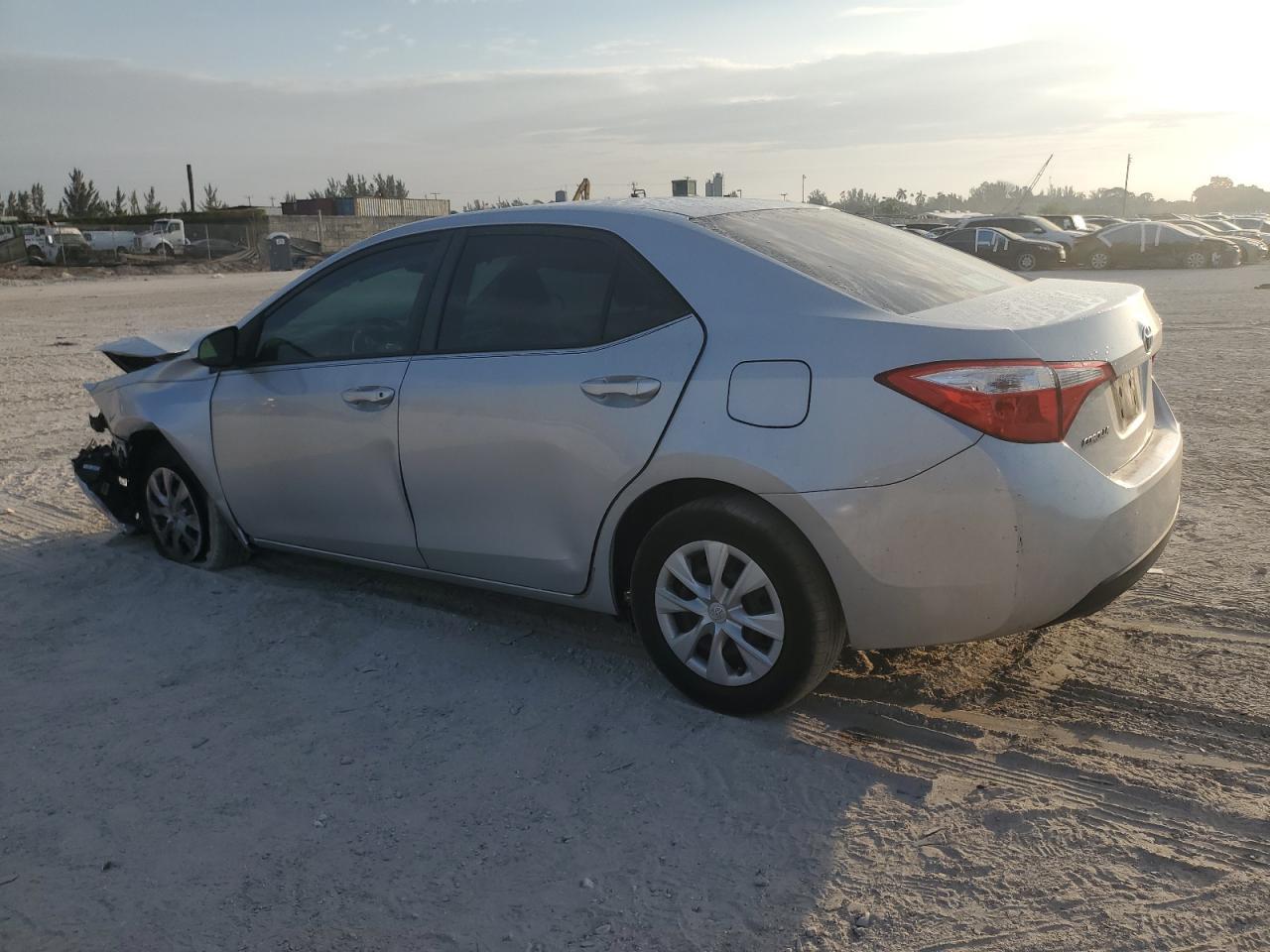 2015 TOYOTA COROLLA