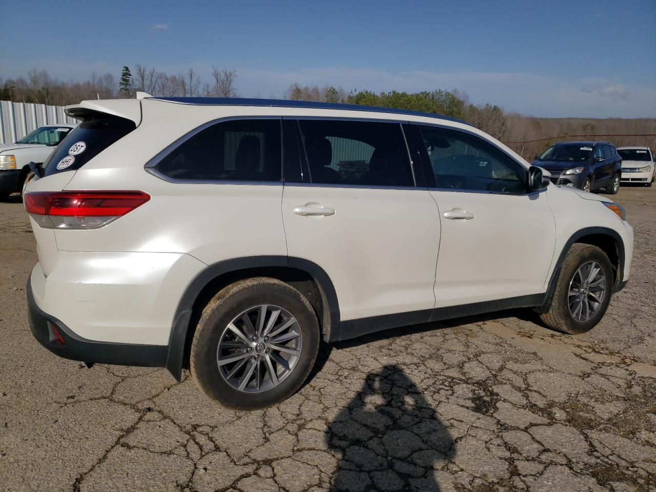 2019 TOYOTA HIGHLANDER