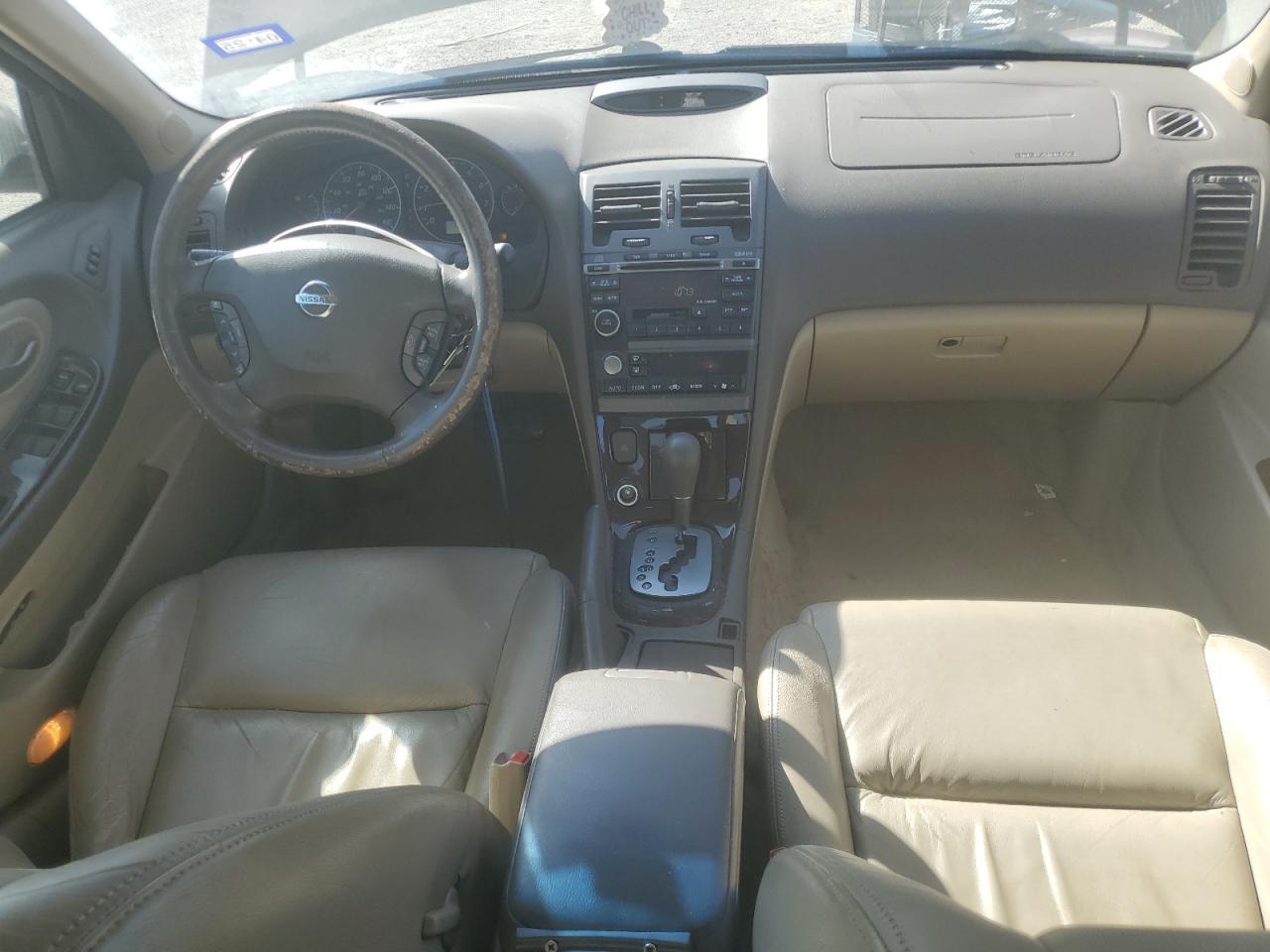 2002 NISSAN Maxima