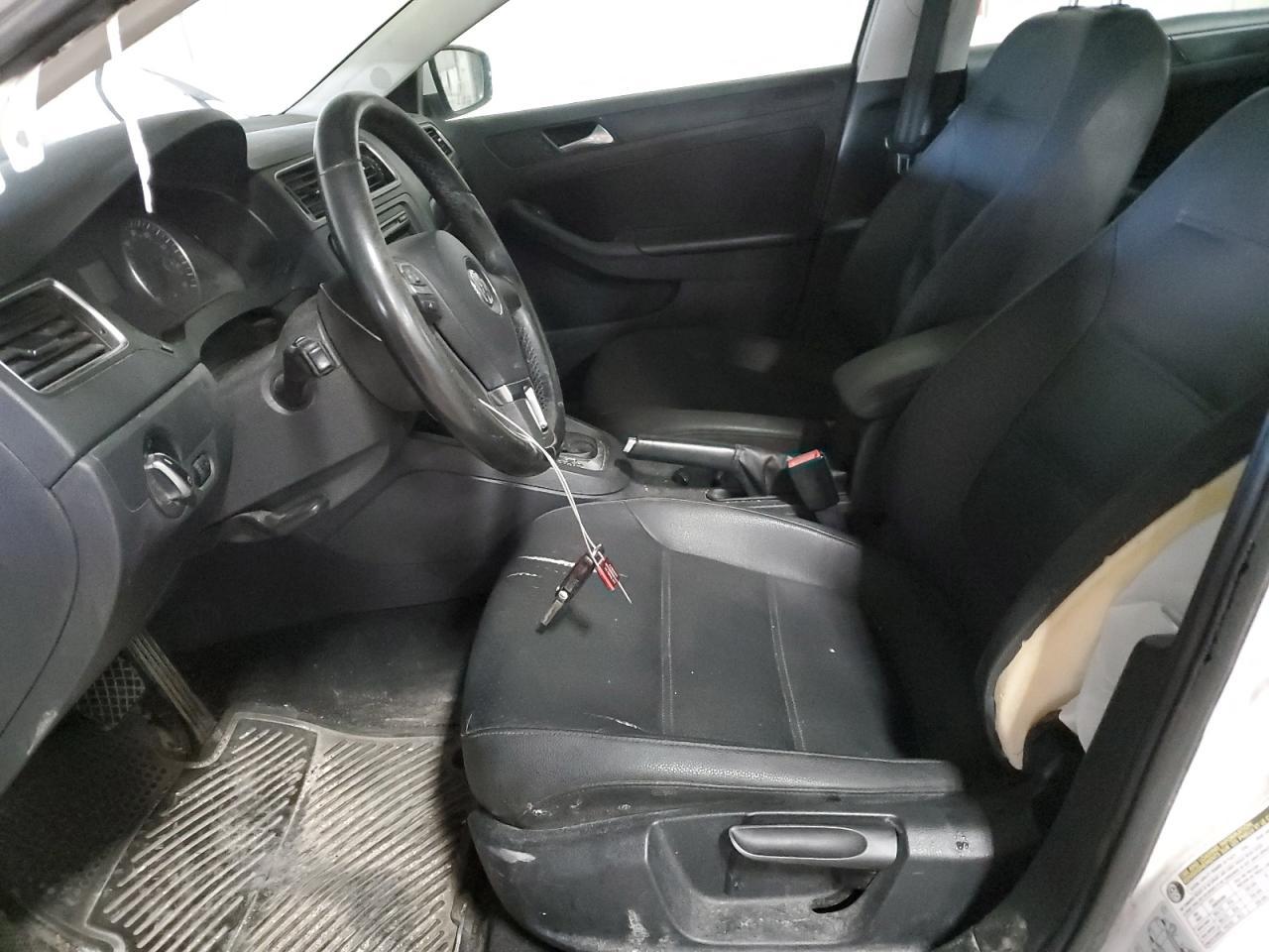 2012 VOLKSWAGEN JETTA