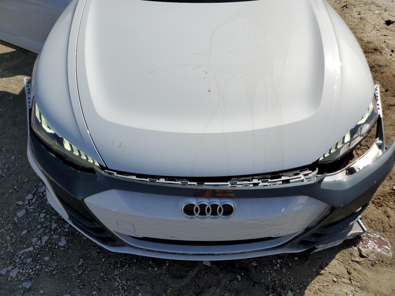 2024 AUDI e-tron GT