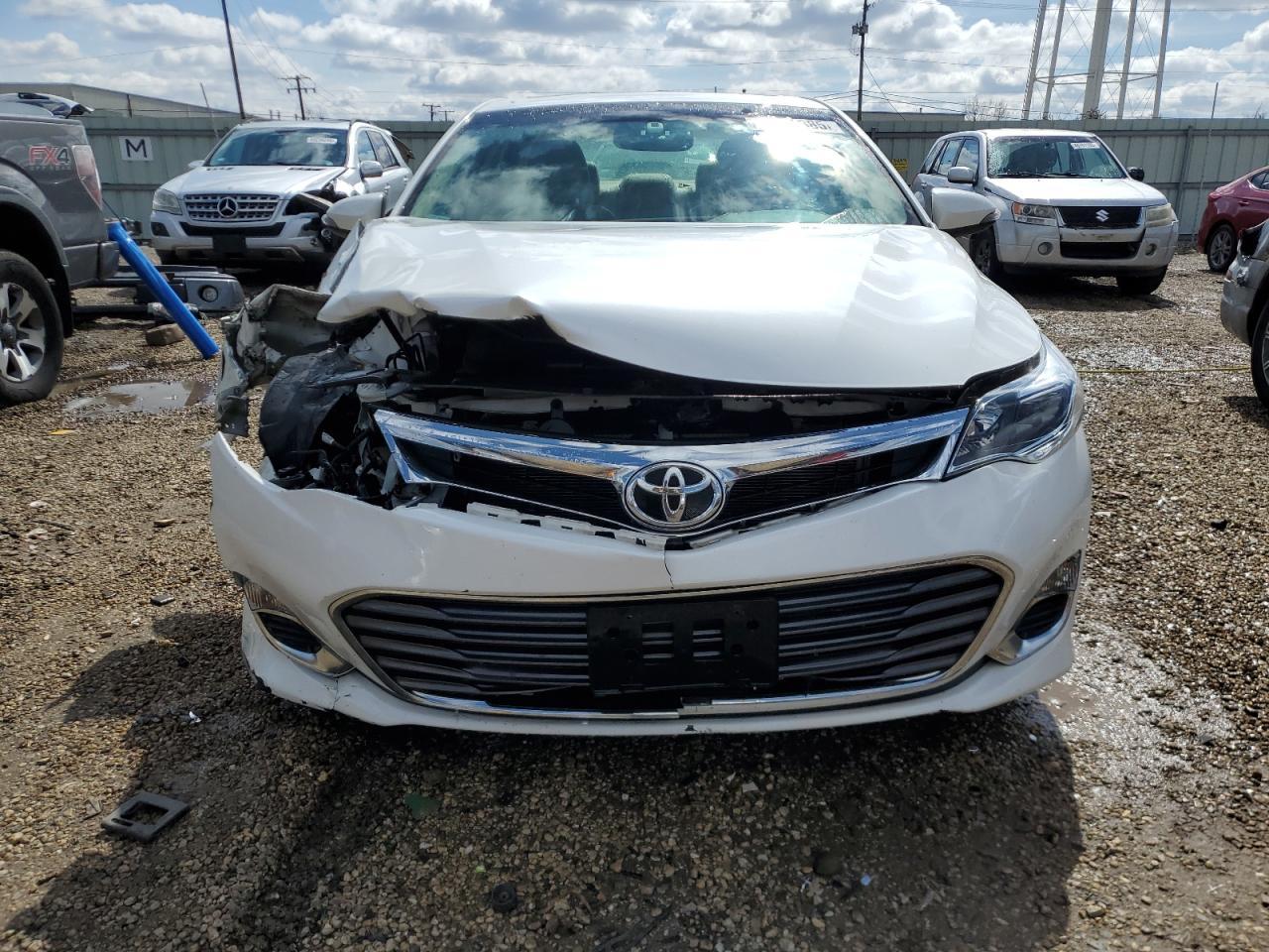 2013 TOYOTA Avalon