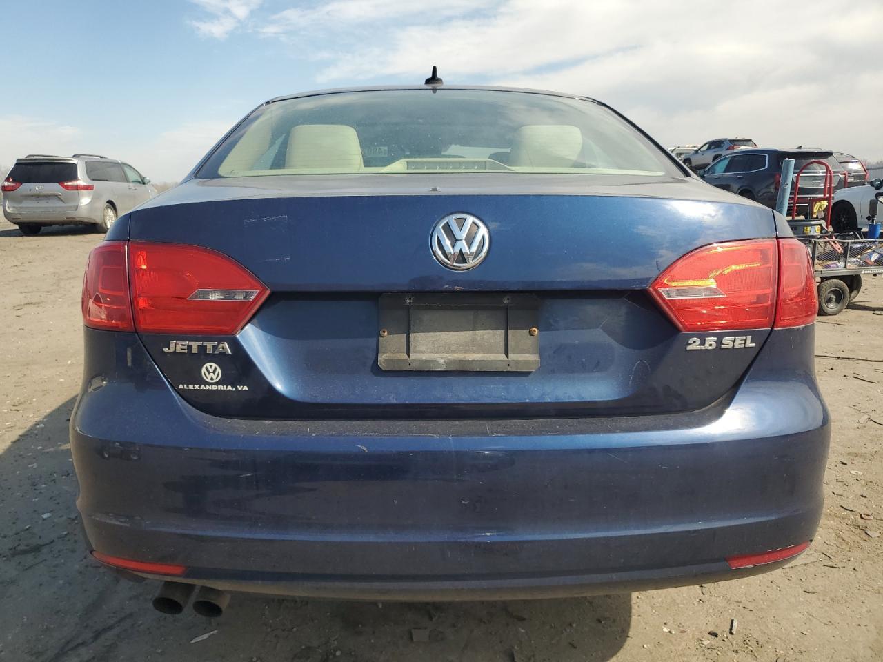 2012 VOLKSWAGEN JETTA
