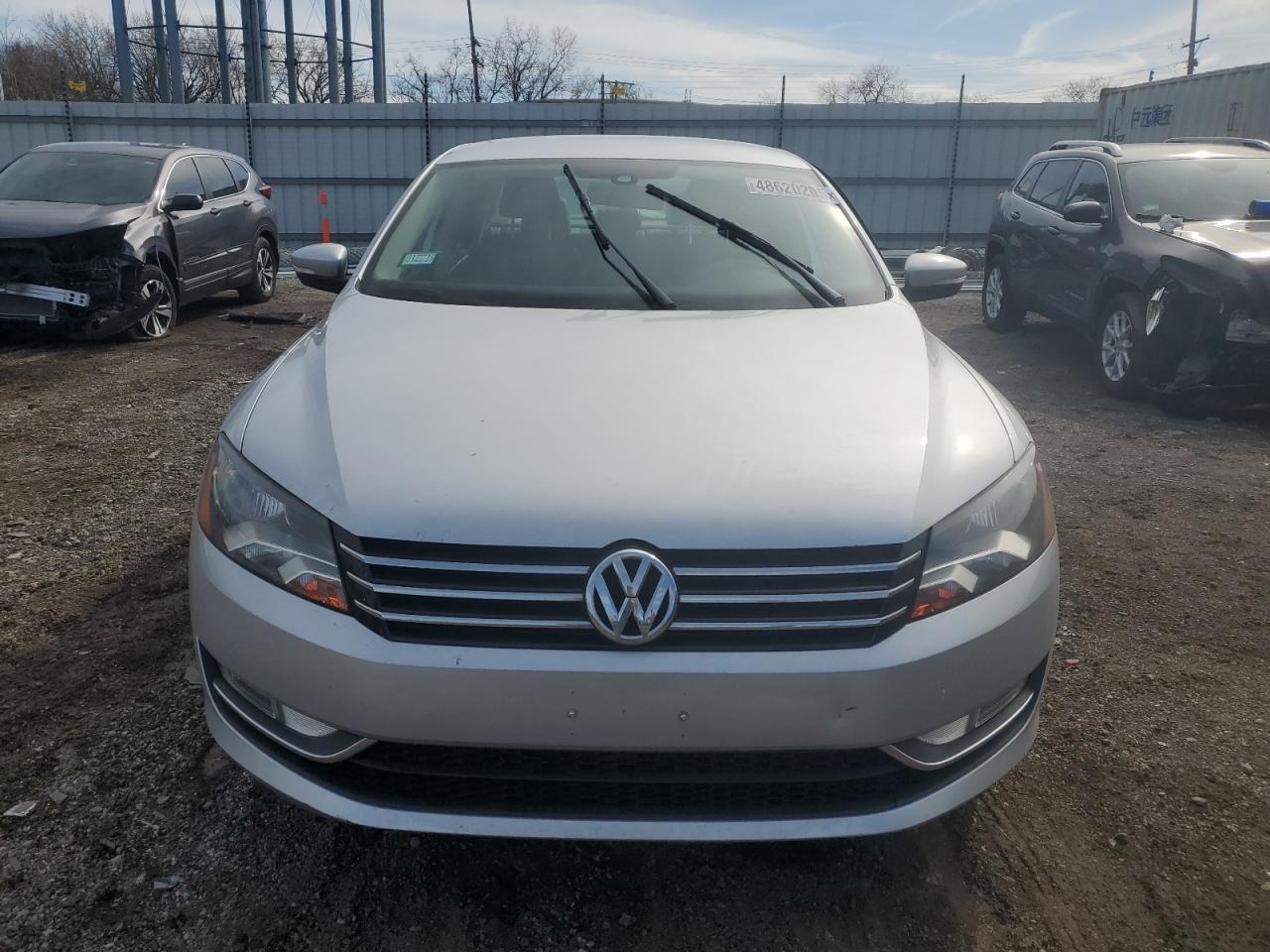 2015 VOLKSWAGEN Passat