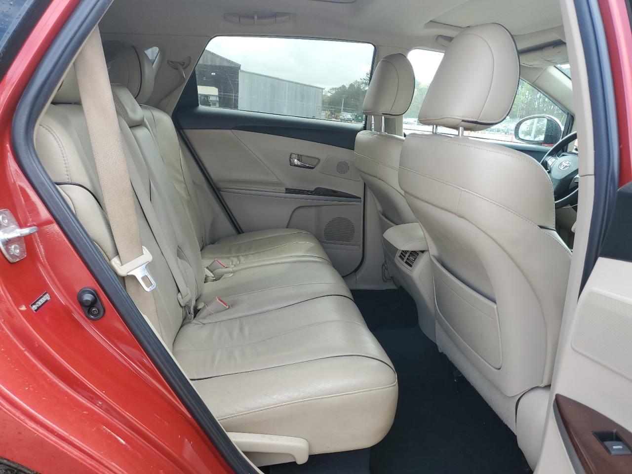 2010 TOYOTA VENZA