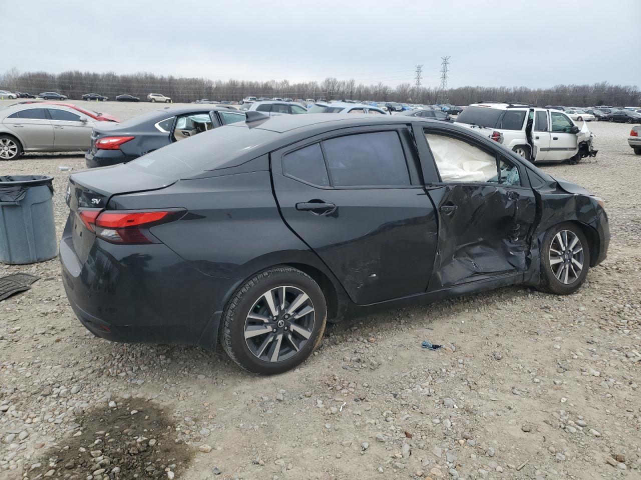 2020 NISSAN VERSA