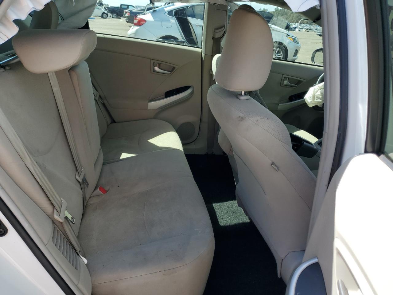 2014 TOYOTA PRIUS