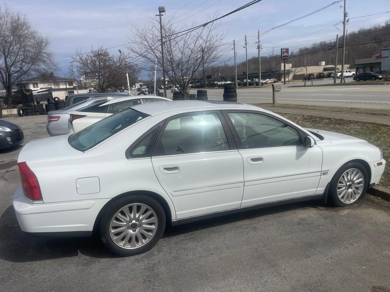 2004 VOLVO S80
