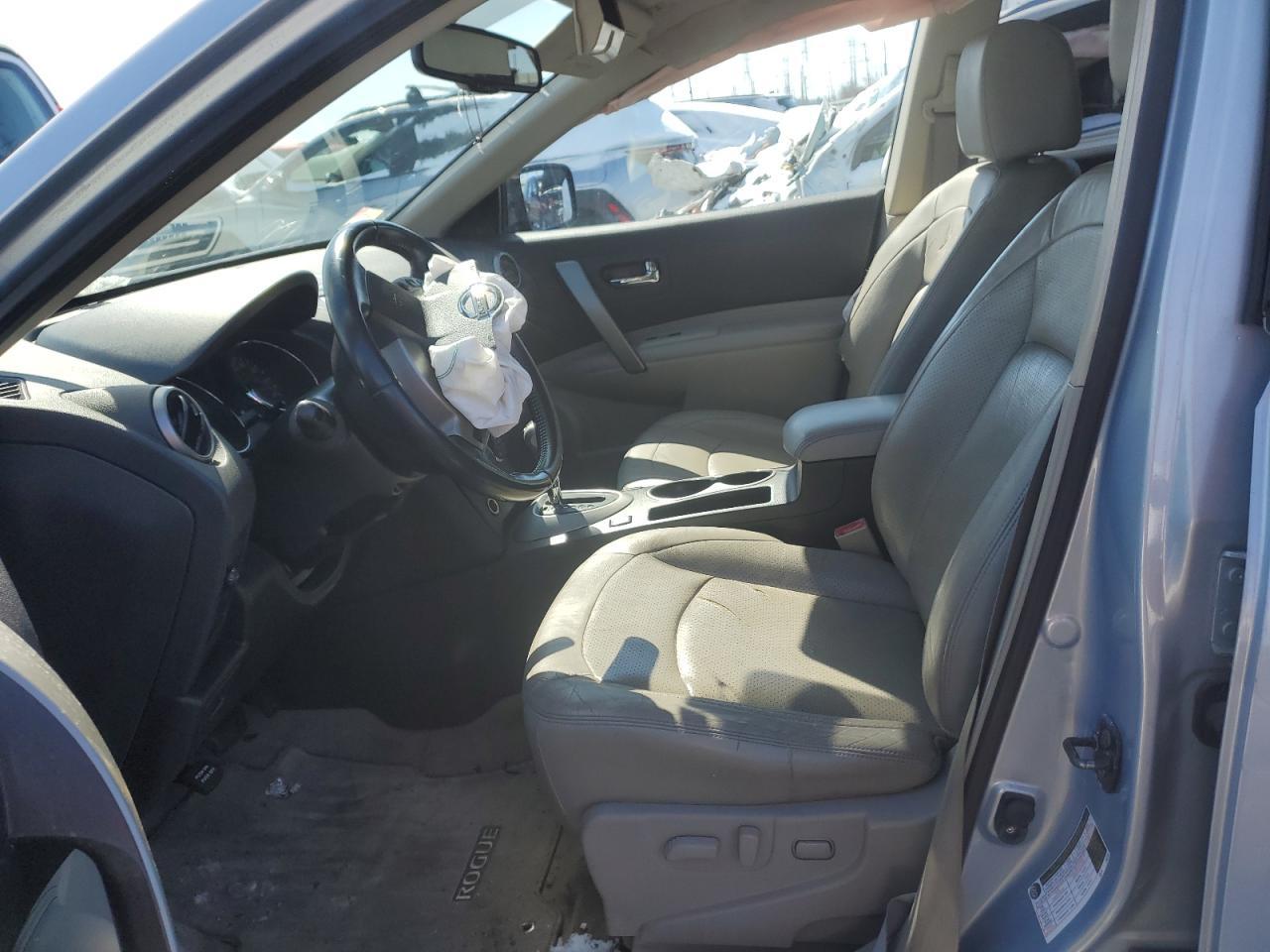 2011 NISSAN ROGUE