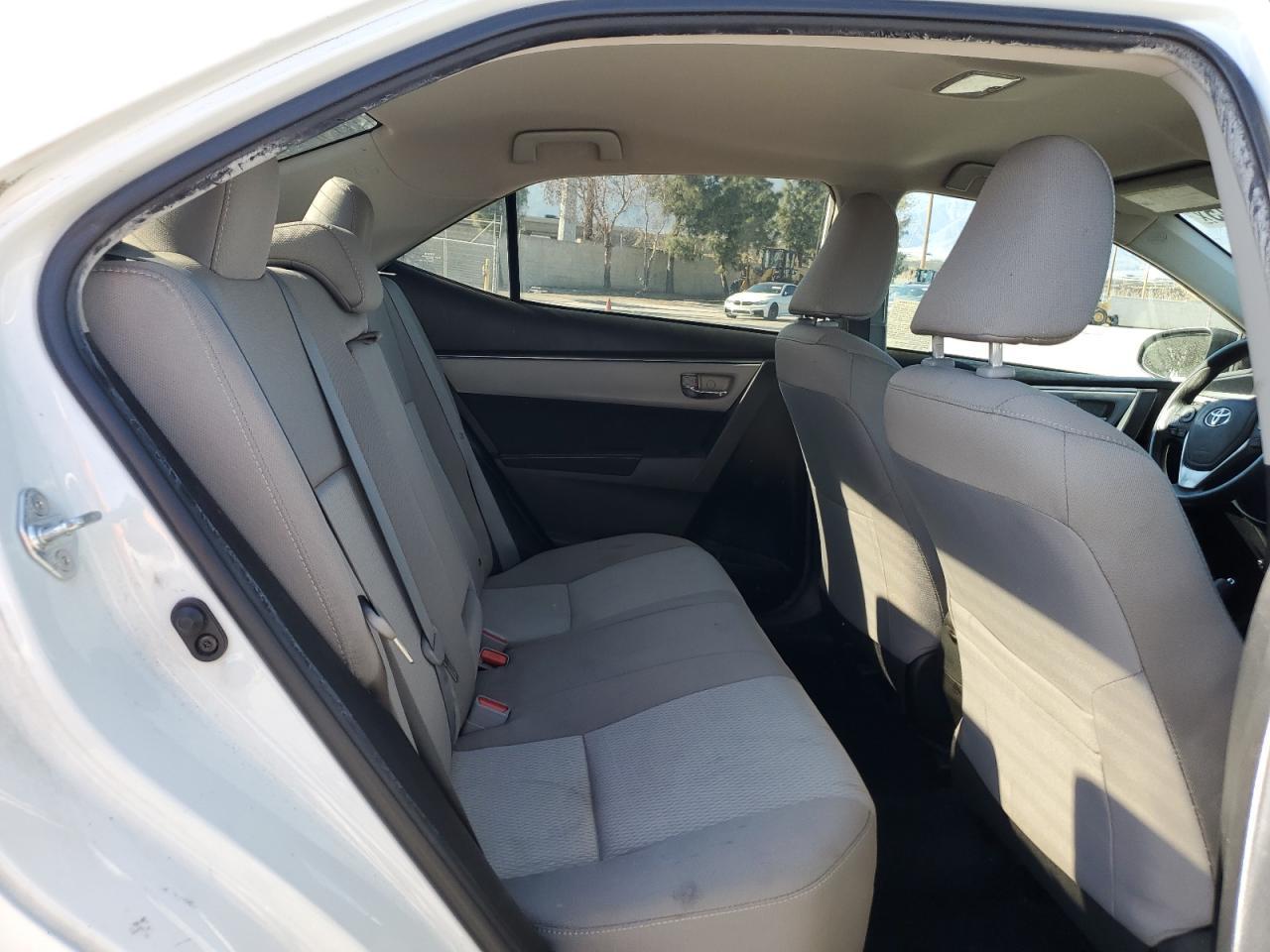 2016 TOYOTA COROLLA
