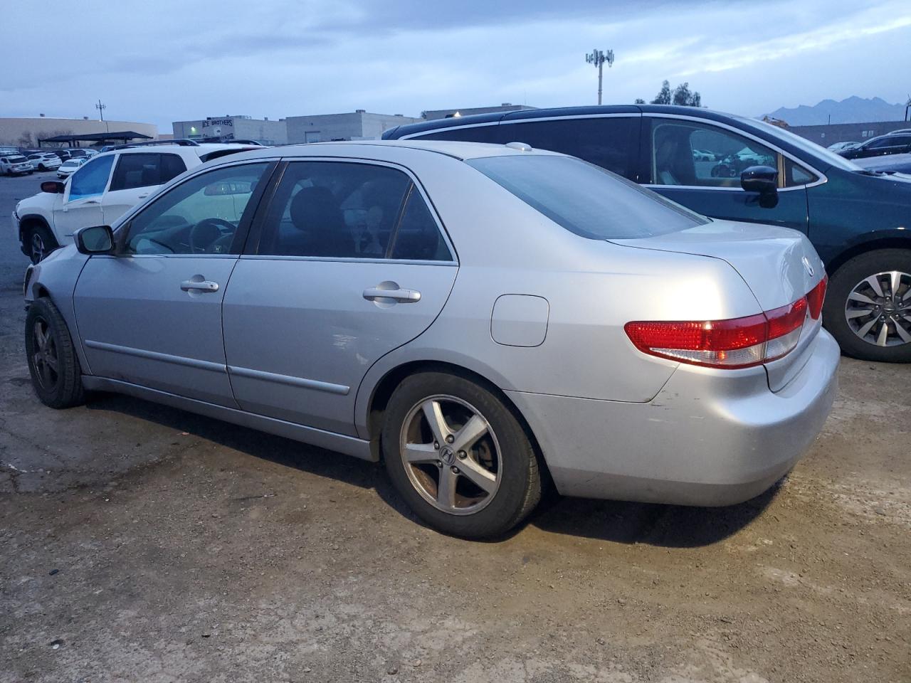2004 HONDA ACCORD