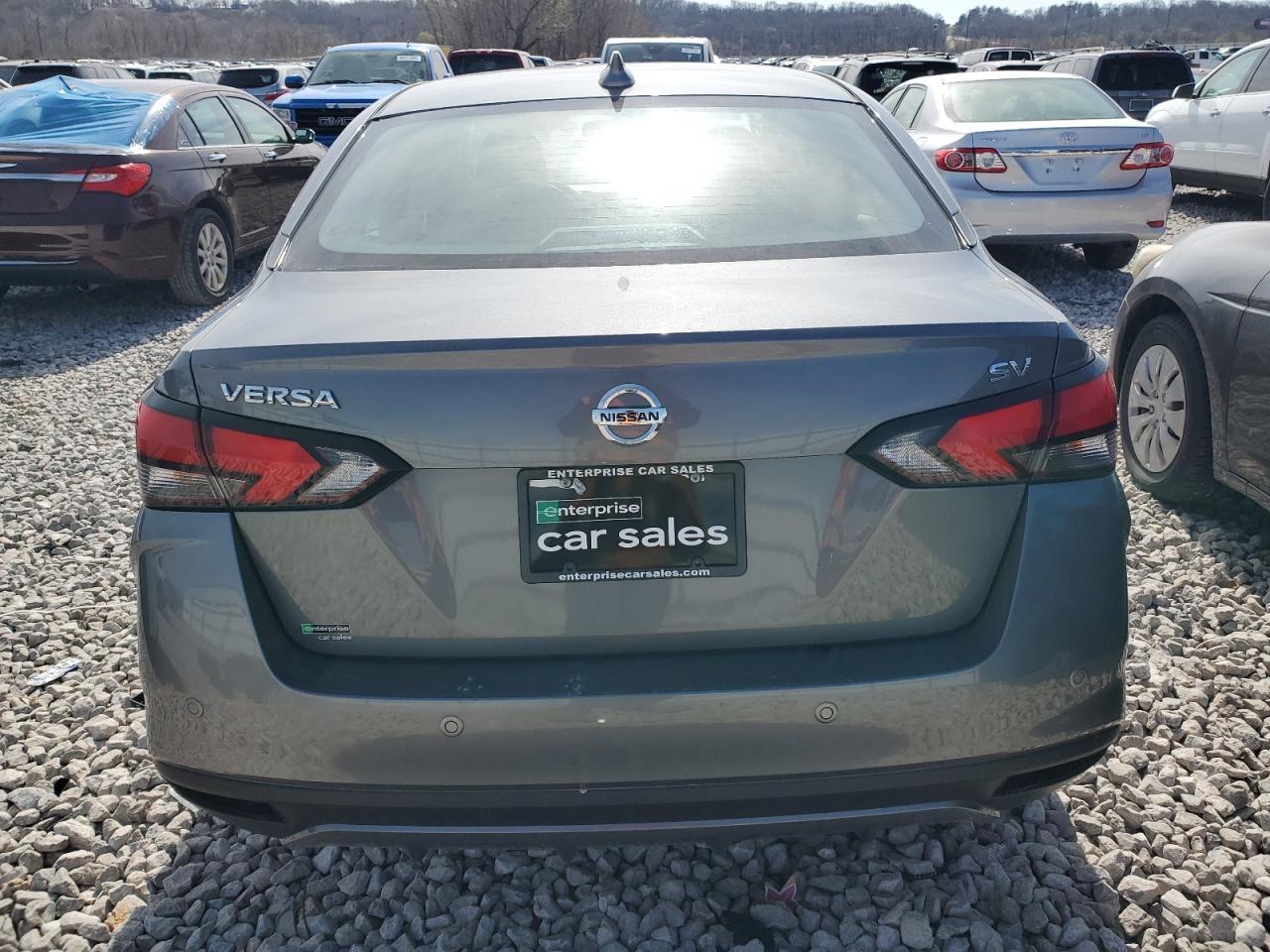 2021 NISSAN VERSA