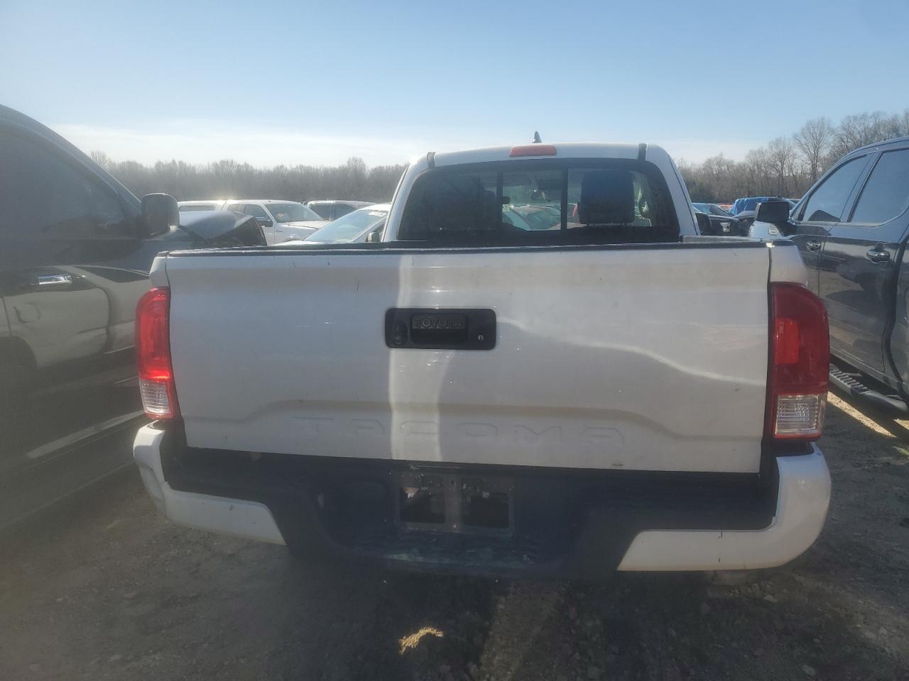 2016 TOYOTA TACOMA
