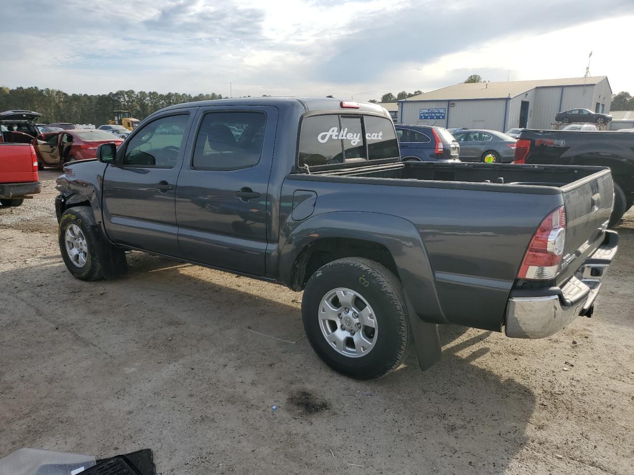 2011 TOYOTA TACOMA