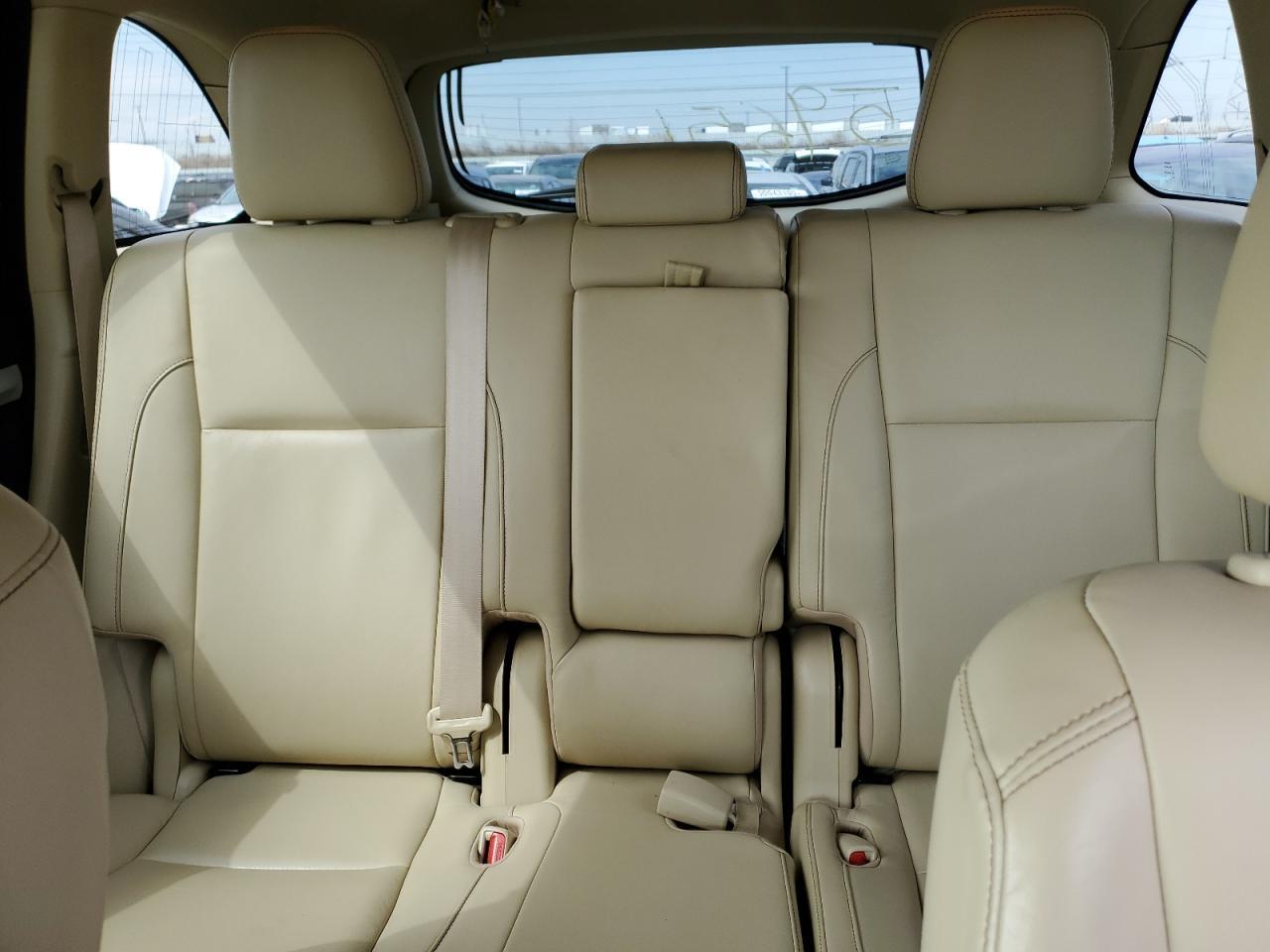 2017 TOYOTA HIGHLANDER