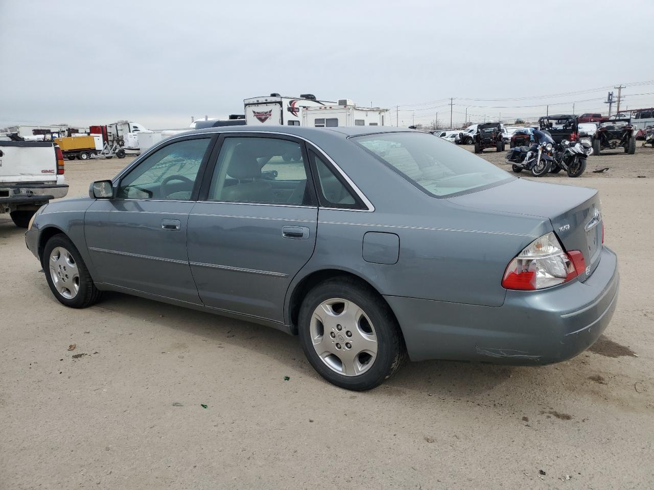 2004 TOYOTA Avalon