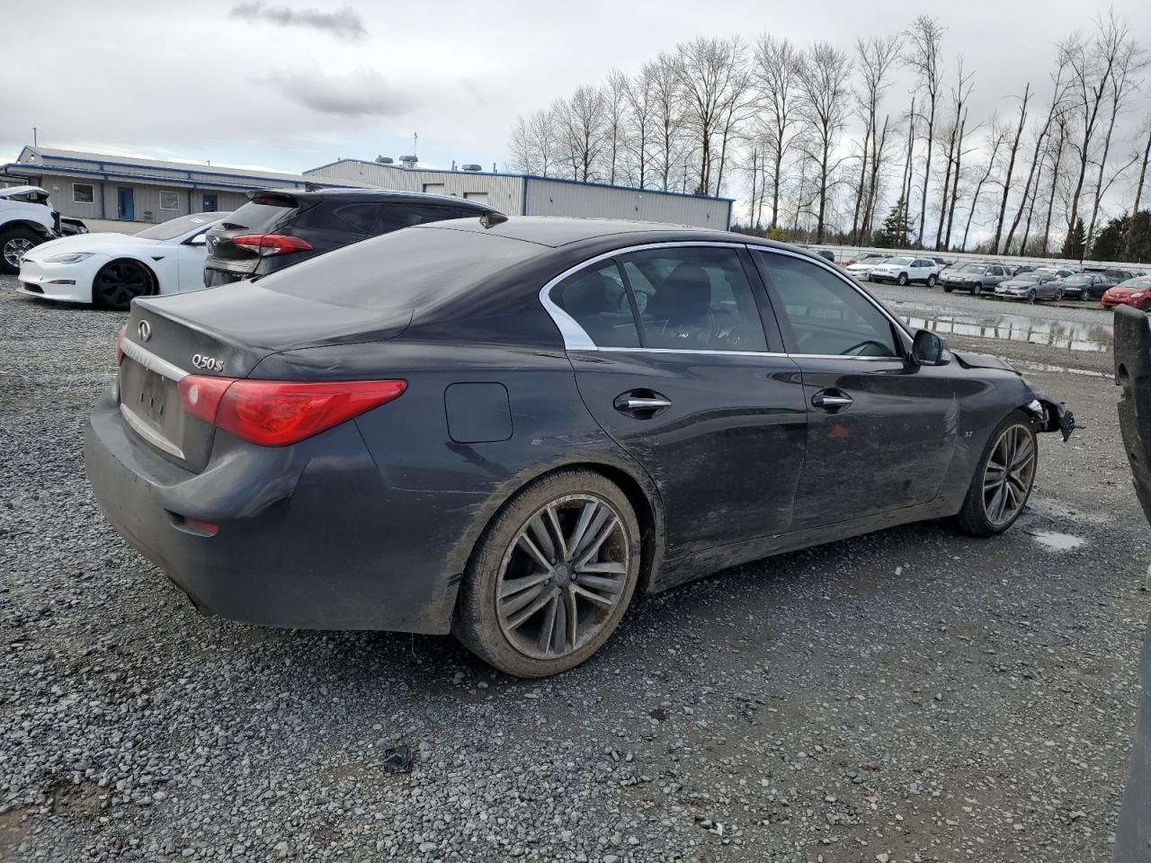 2015 INFINITI Q50