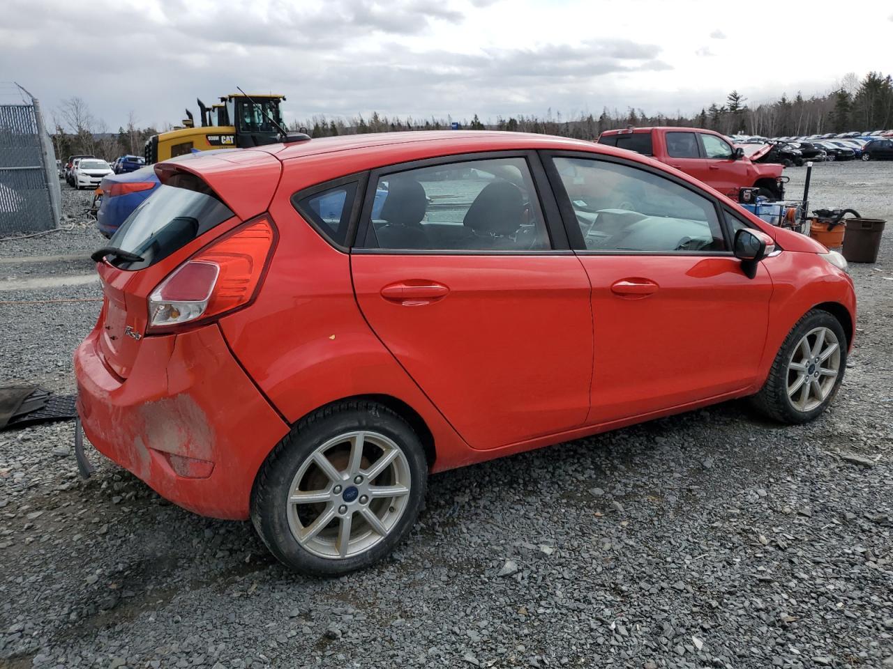 2015 FORD Fiesta