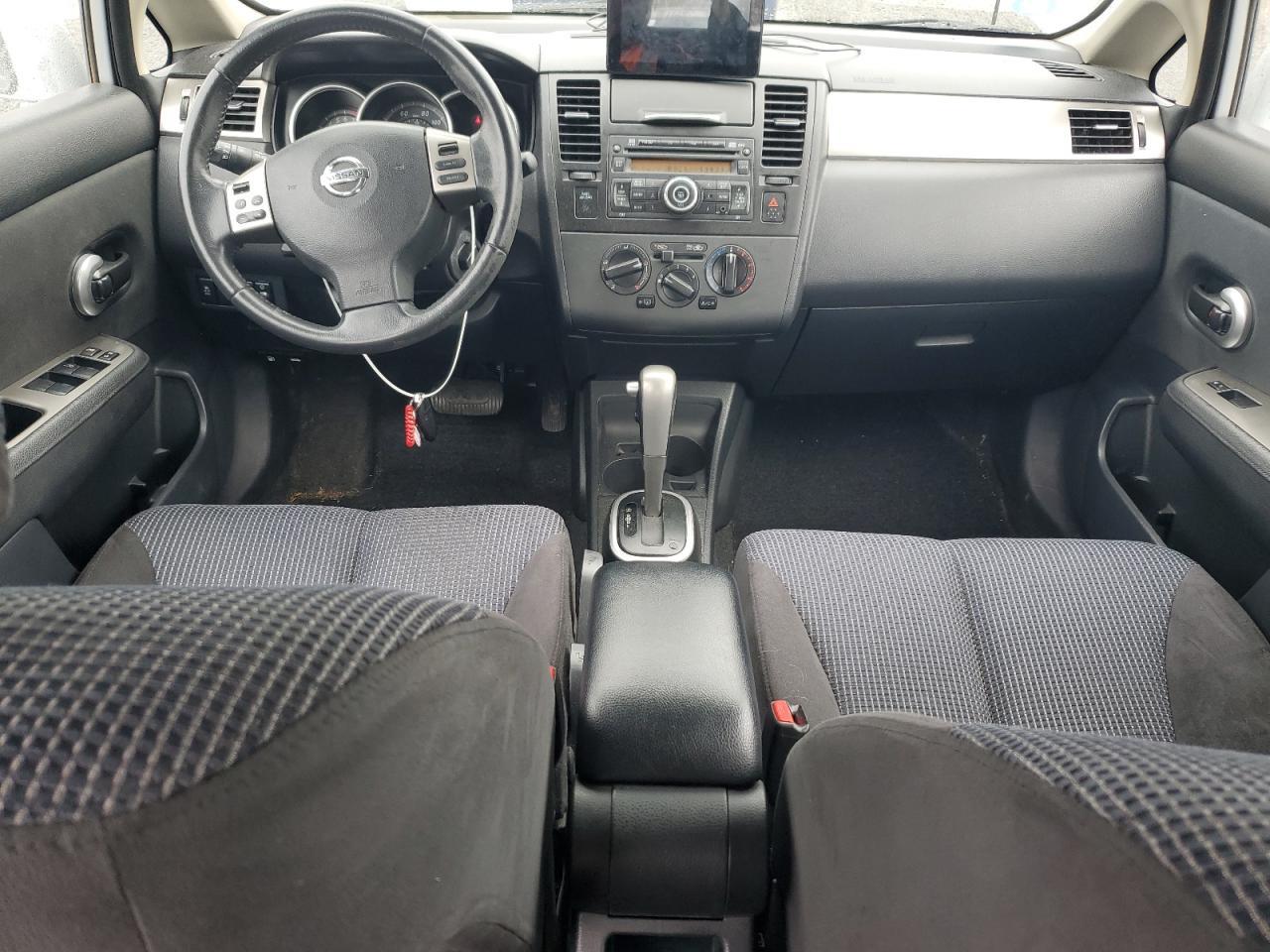 2011 NISSAN VERSA