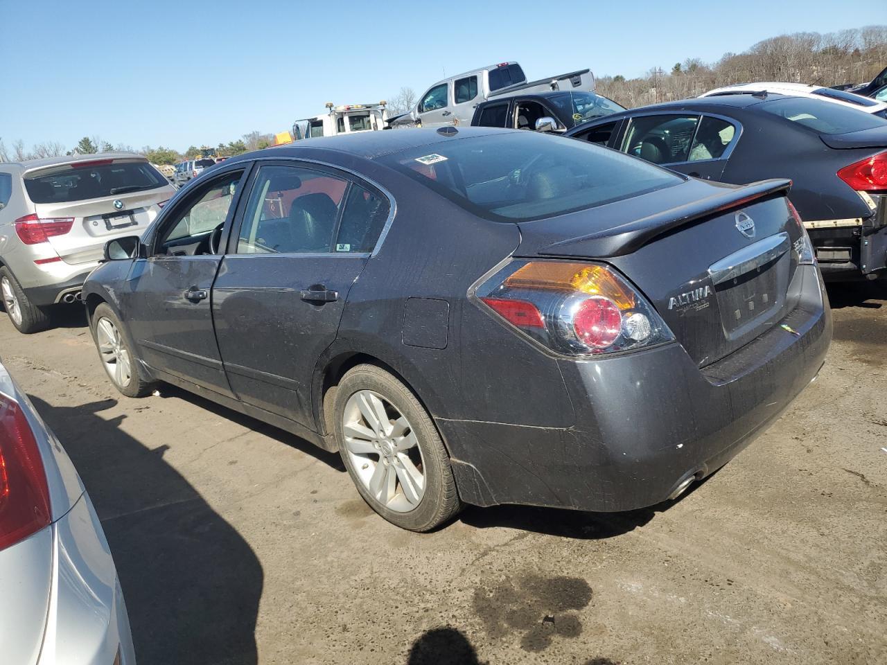 2012 NISSAN ALTIMA