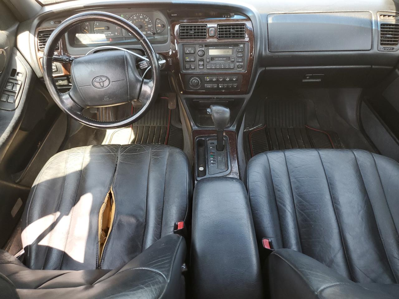 1999 TOYOTA Avalon