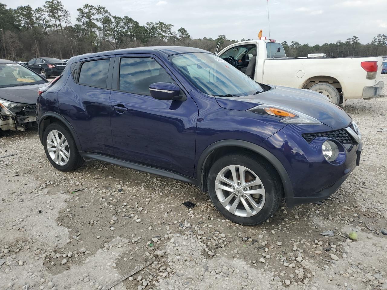 2016 NISSAN Juke