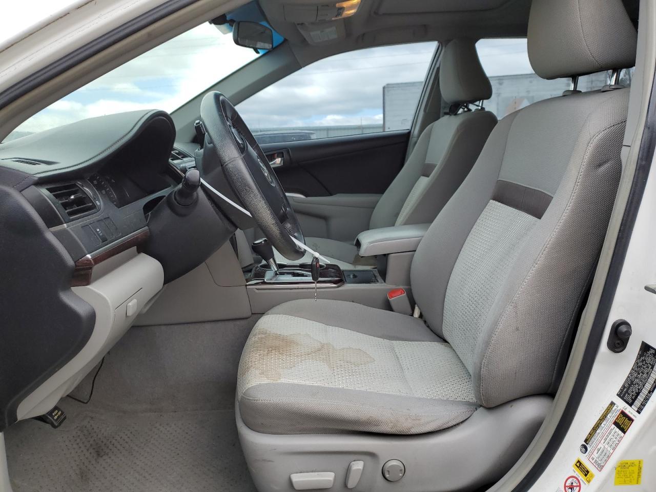 2014 TOYOTA CAMRY