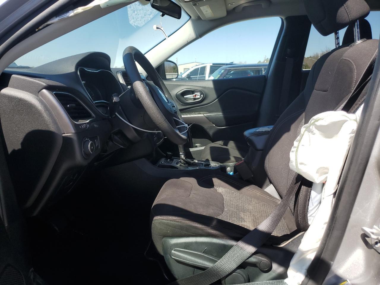 2019 JEEP CHEROKEE
