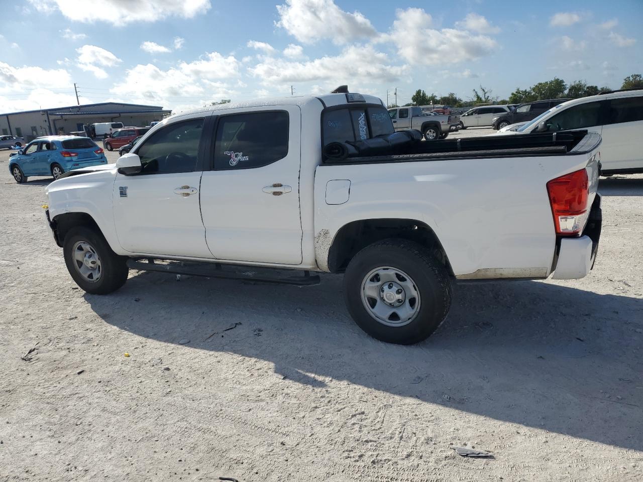 2016 TOYOTA TACOMA