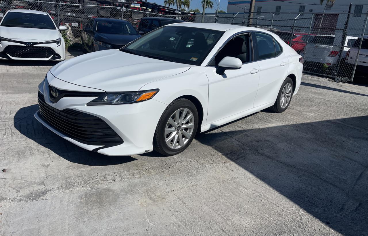2019 TOYOTA CAMRY