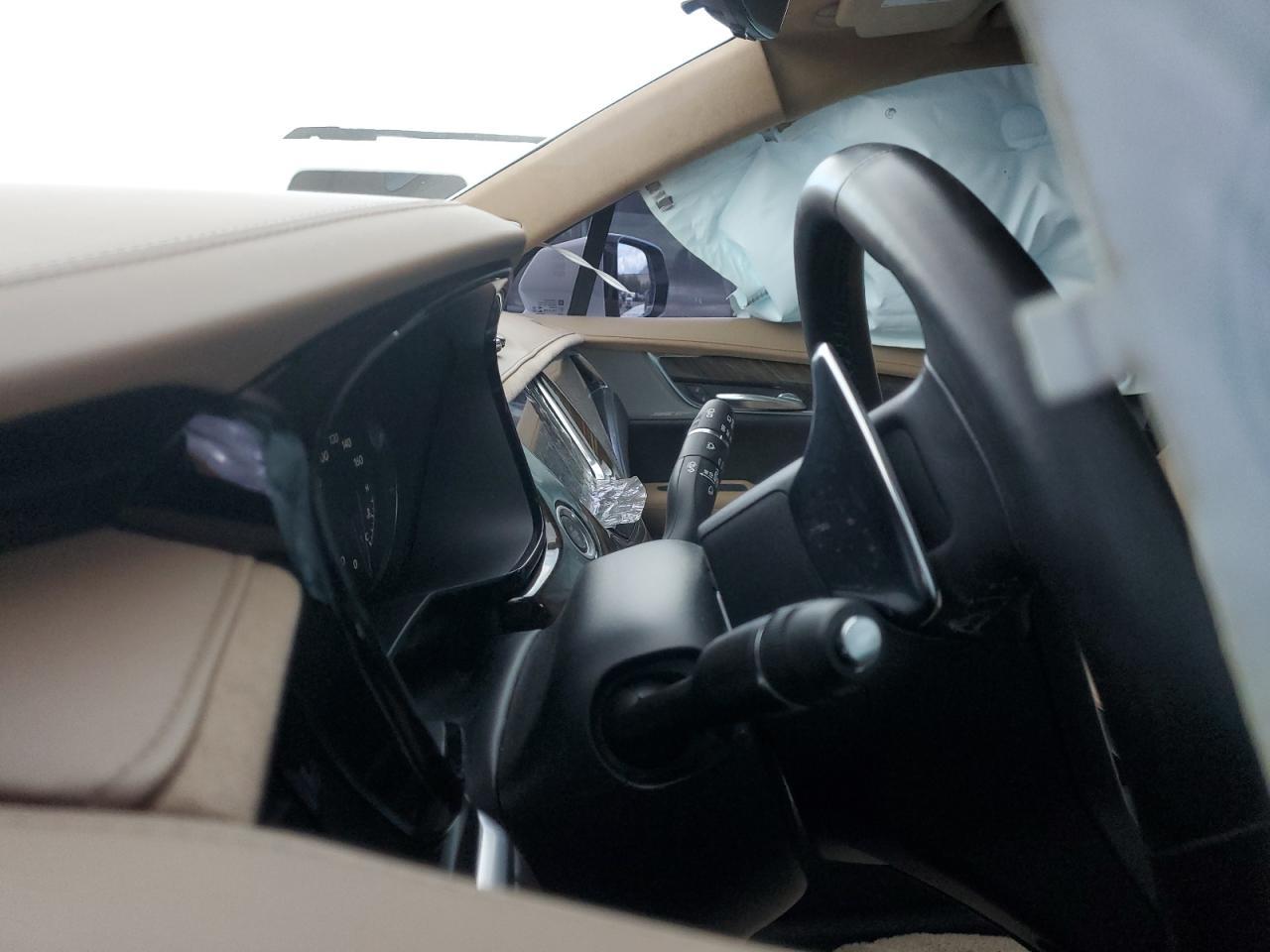 2022 CADILLAC XT6