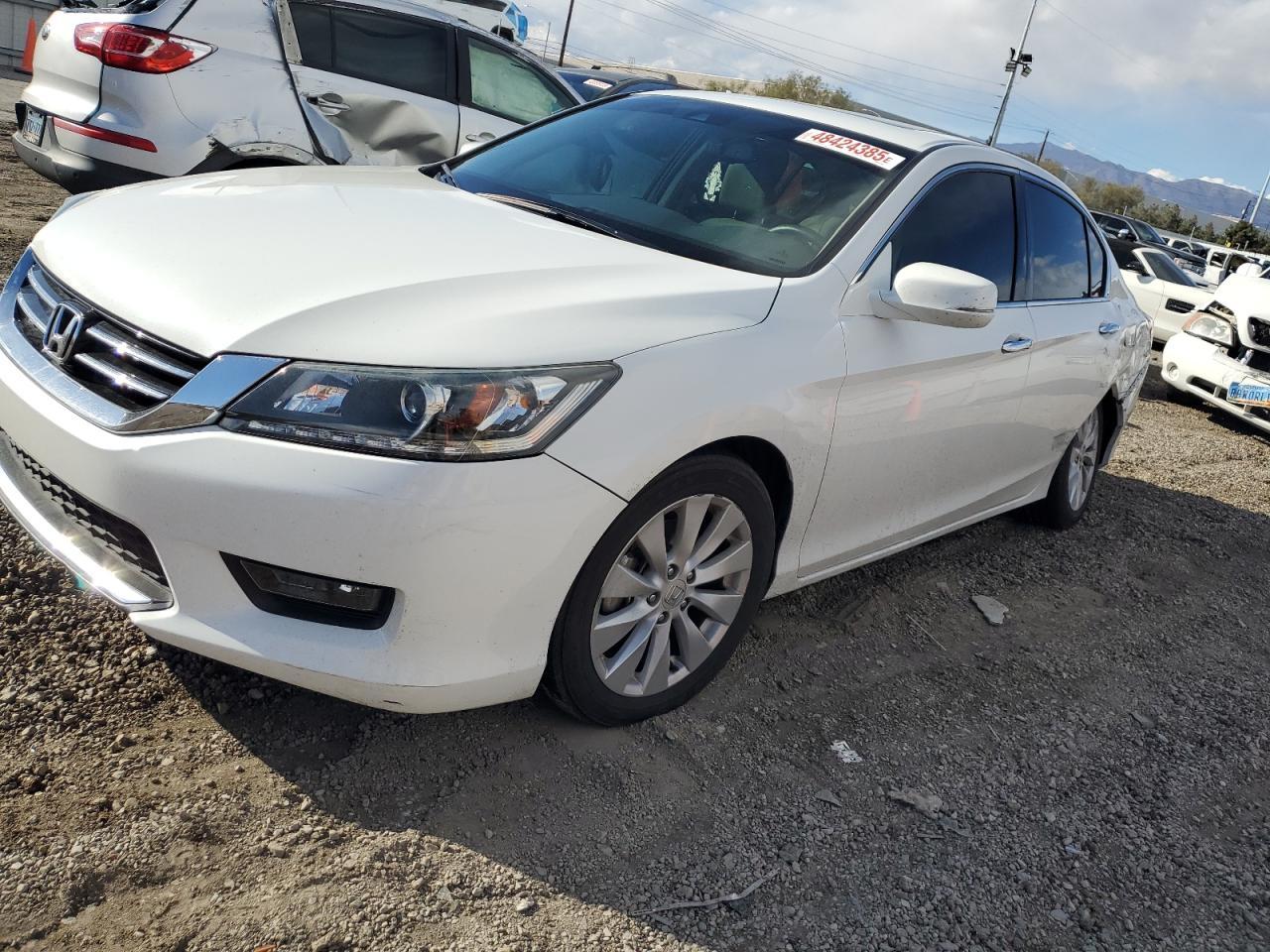 2015 HONDA ACCORD