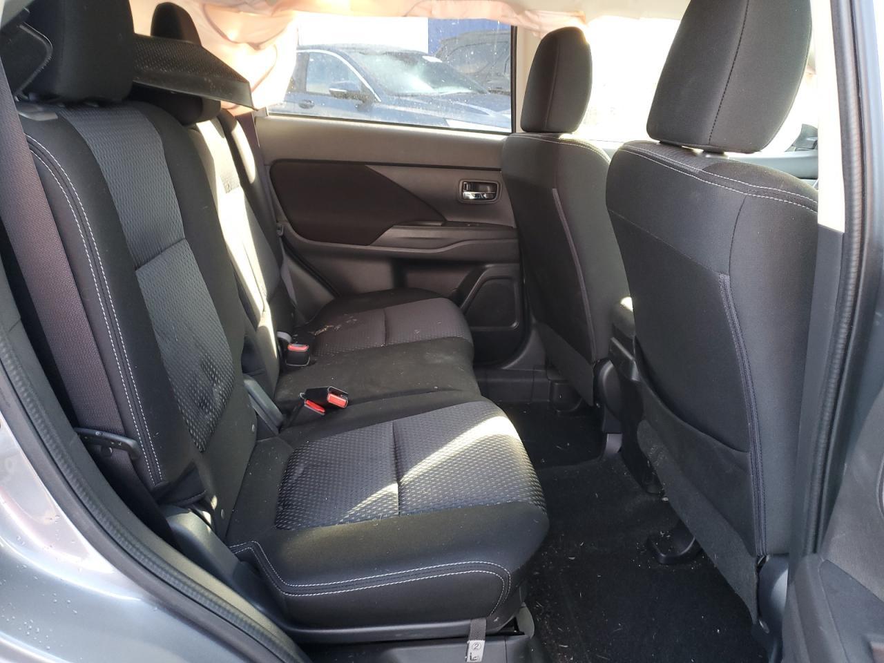 2016 MITSUBISHI outlander