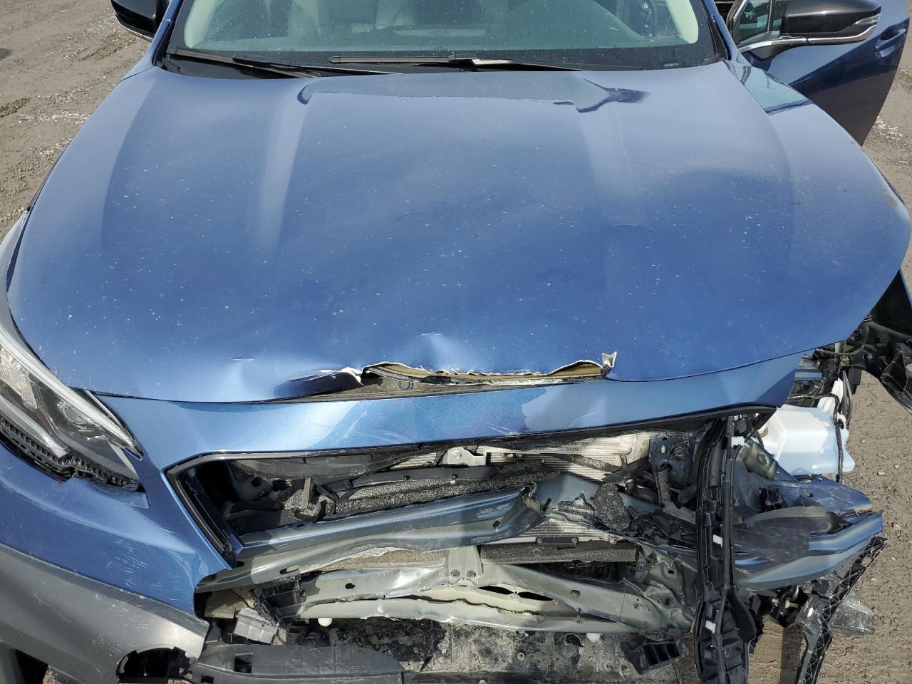 2021 SUBARU Outback