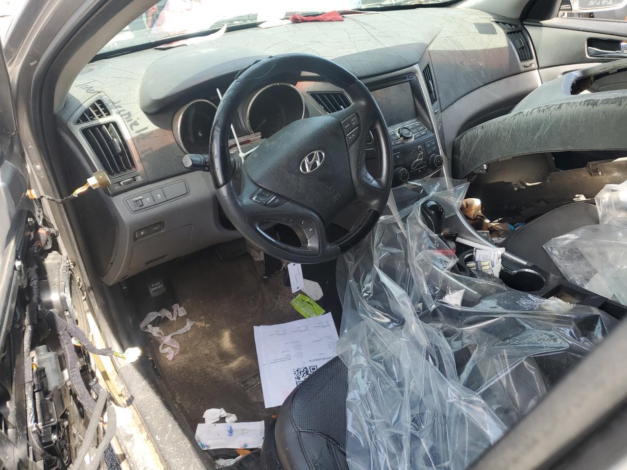 2011 HYUNDAI SONATA