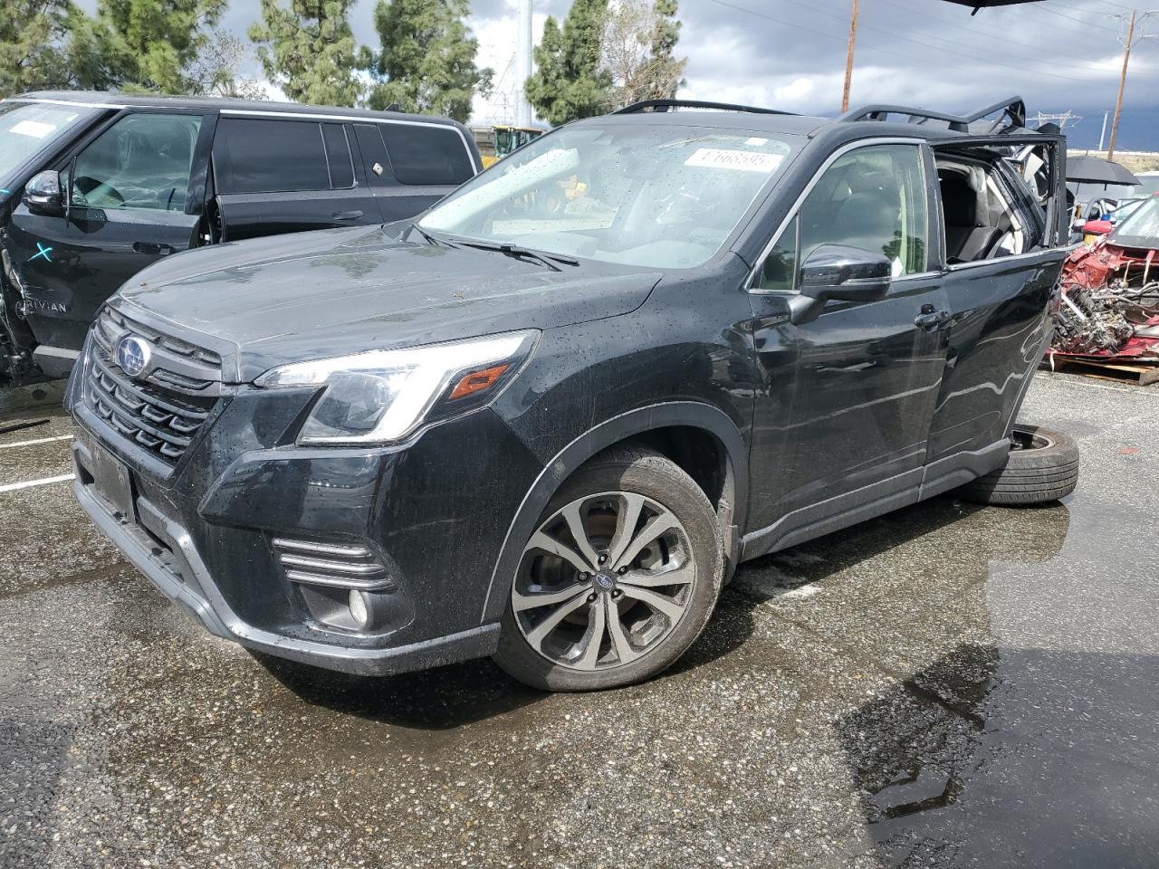 2022 SUBARU FORESTER