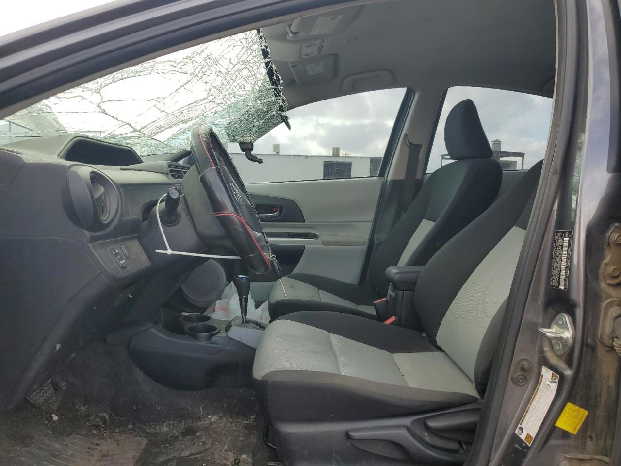 2014 TOYOTA PRIUS