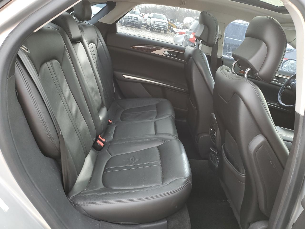 2013 LINCOLN MKZ