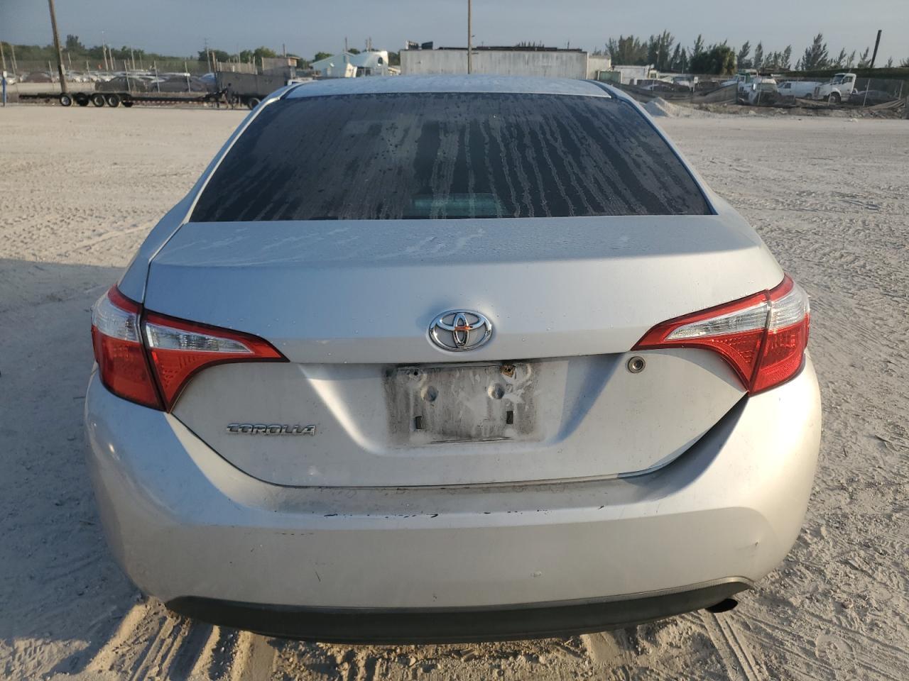 2015 TOYOTA COROLLA