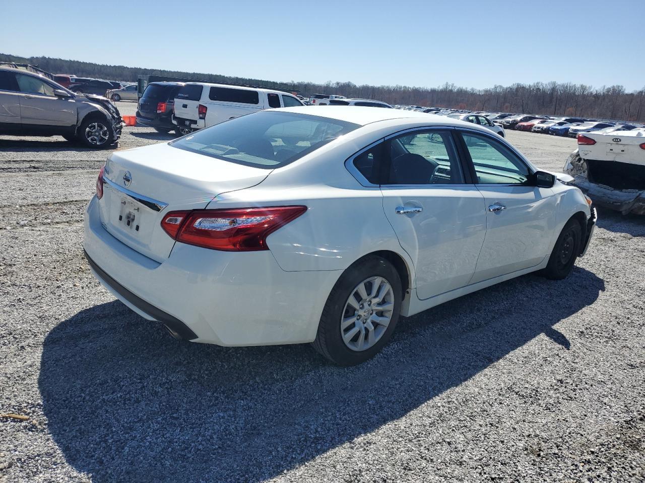 2017 NISSAN ALTIMA