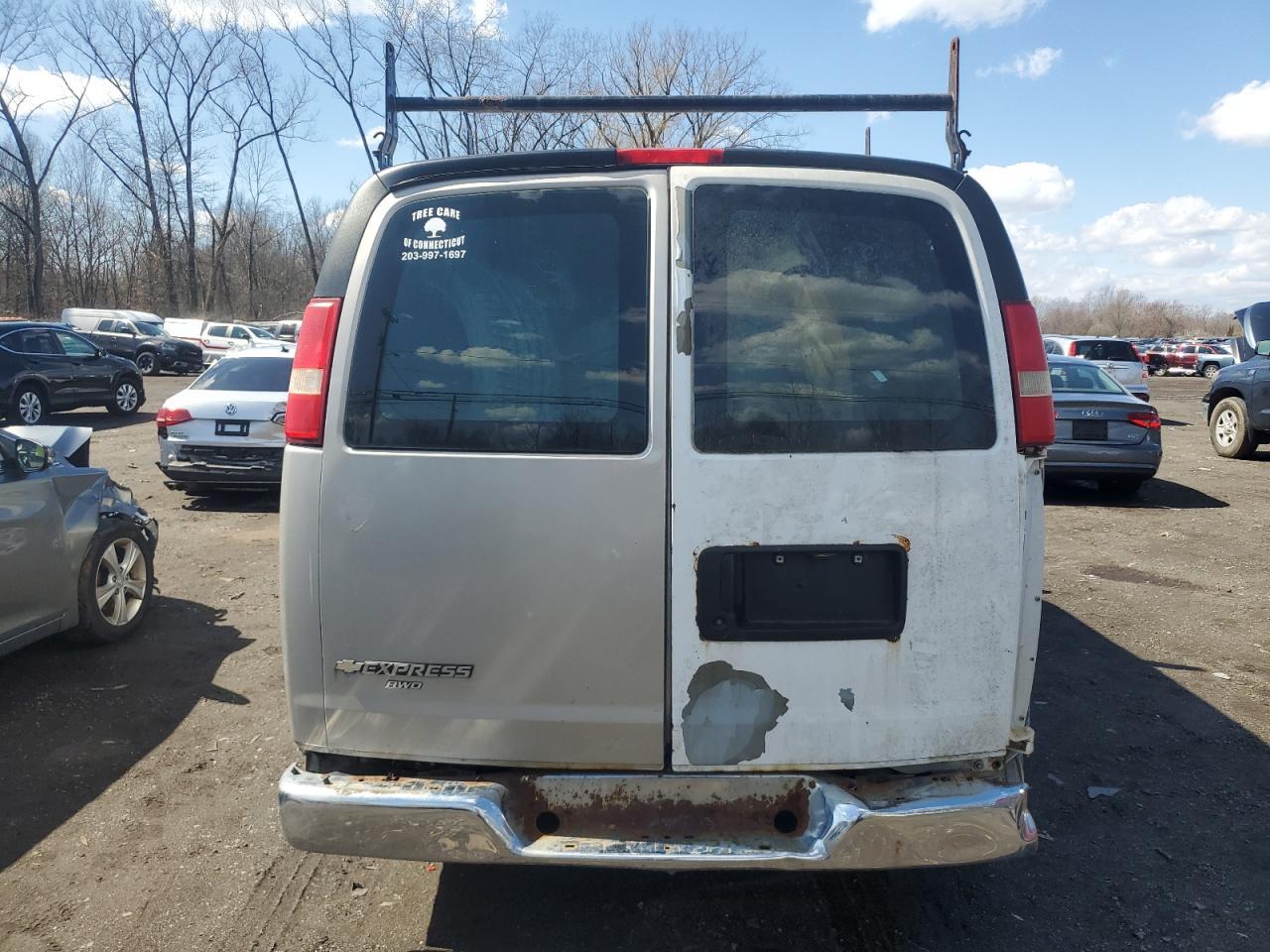2006 CHEVROLET EXPRESS 2500