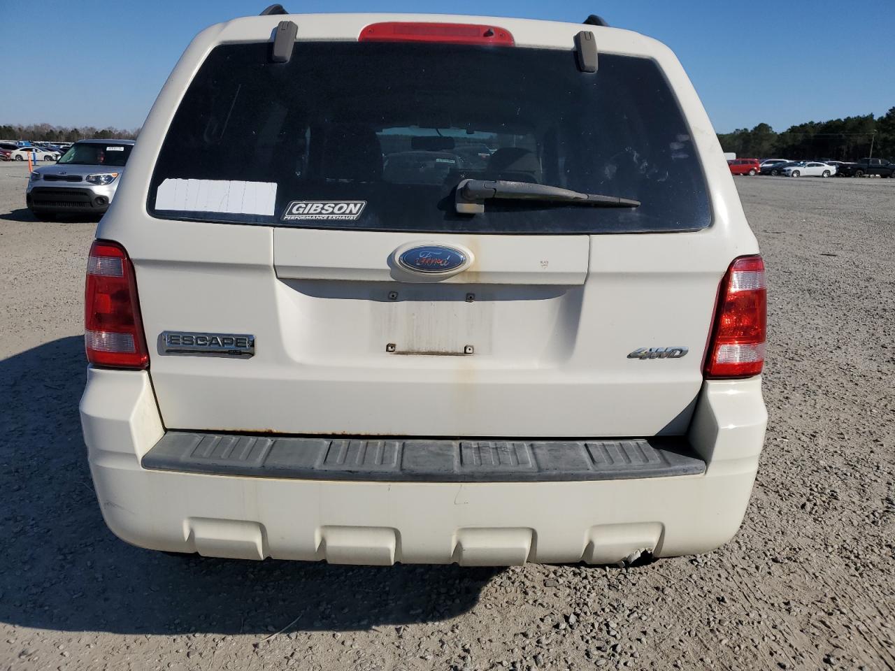 2009 FORD ESCAPE