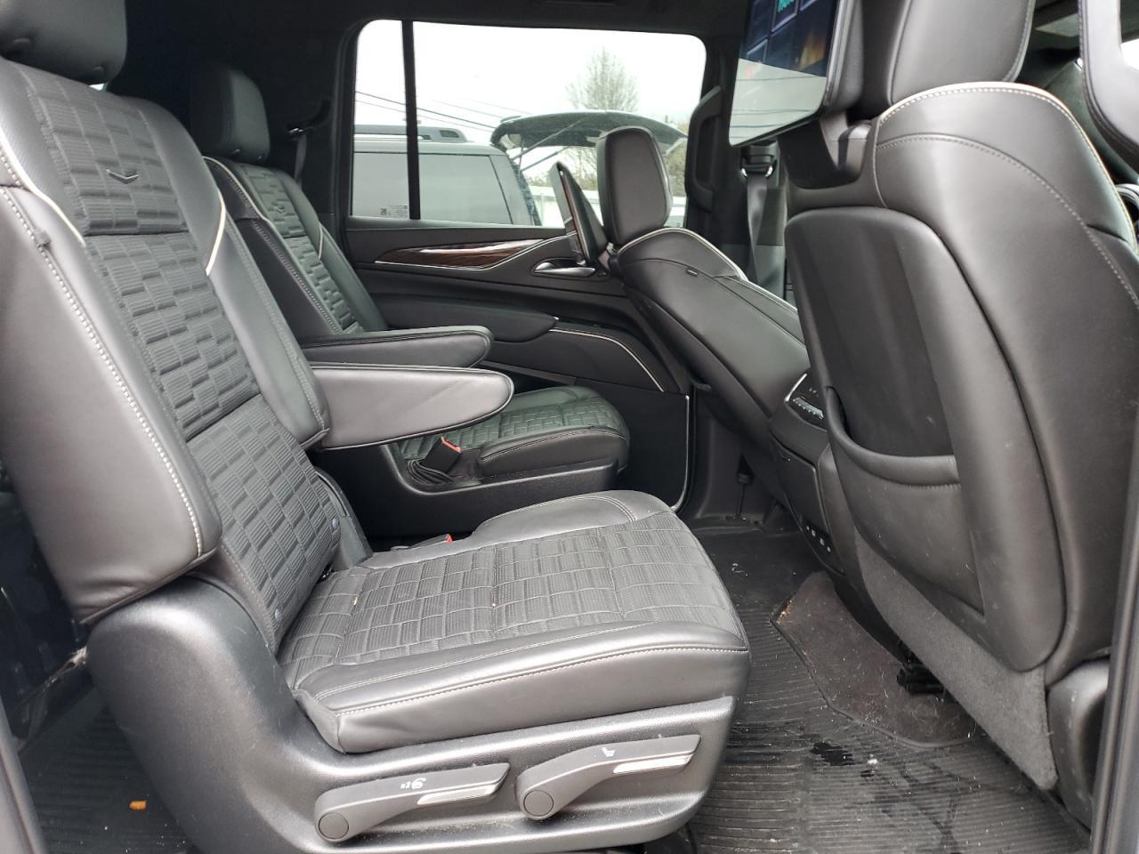 2023 CADILLAC ESCALADE