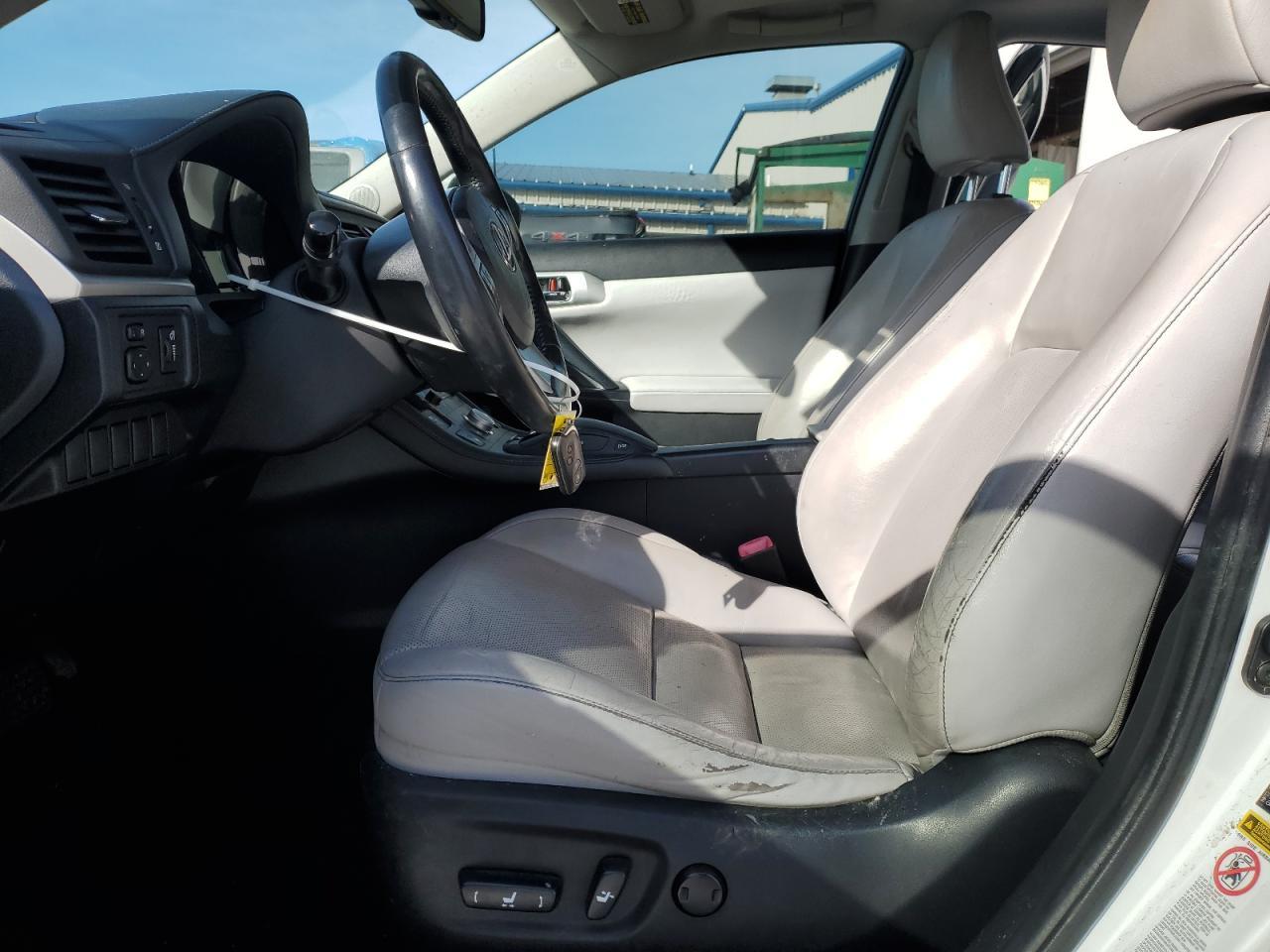2011 LEXUS CT 200H